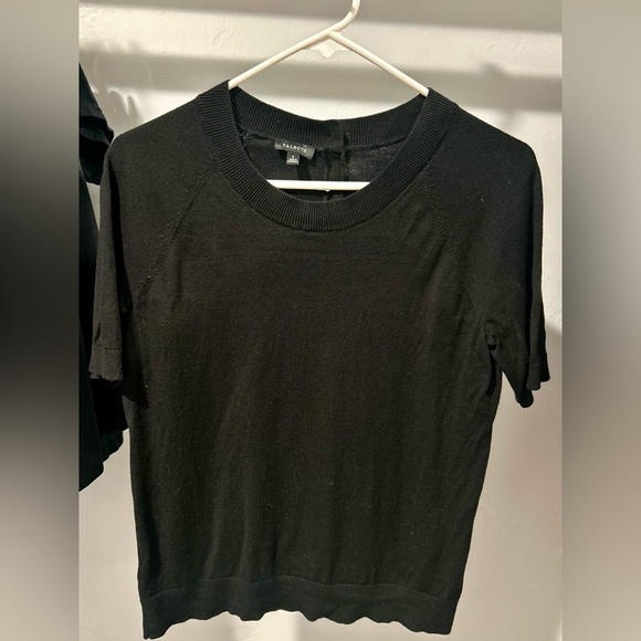 Talbots Classic Black Short Sleeve Sweater - Picture 1 of 4